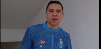 Takimi SŁOWAMI Jan Bednarek PRZYWITAŁ Oskara Pietuszewskiego xD [VIDEO]